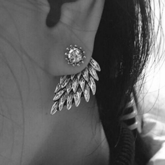 Gold Tone Angel wing earrings - Picture 2 of 2